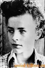 Стивен Дин Холмс (1964 – 1978), первая жертва Денниса Нильсена