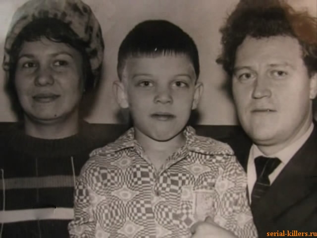 Супружеская чета Сливко с сыном